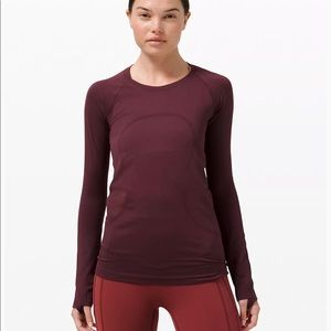 Lululemon swiftly tech 2.0 Cassis size 4
